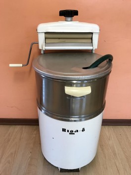 Cтиральная машина Рига 8