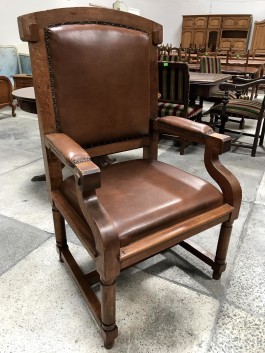 Стул для письменного стола