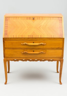 Sekretär (88x102x45)