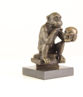 Skulptuur "Ahv pealuuga"