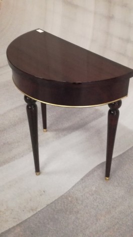 Konsoollaud laekaga (60x61x32)