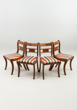 Tuolit (47x82x47, 4 kpl)