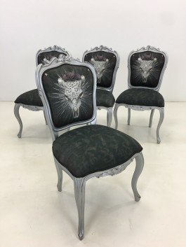 Tuolit (51x94x47, 4 kpl)