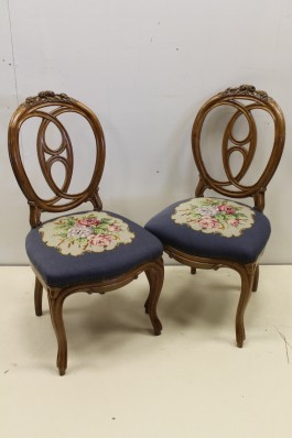 Tuolit (47x47/94x48, 2 kpl)
