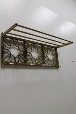Riidenagi (63x26x23)